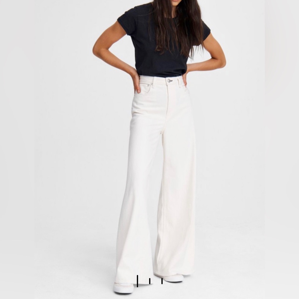 Rag and Bone Ruth Super High-Waste Ultra-Wide Leg Jean in Size 26 color Ecru NWT